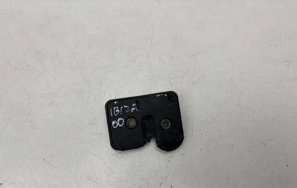 Tailgate/trunk/boot lock/catch/latch