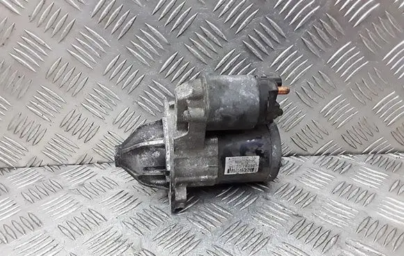Hyundai i30 Starter motor m000t32571ze