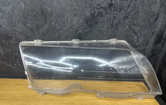 BMW 3 E46 Headlight lense E4175