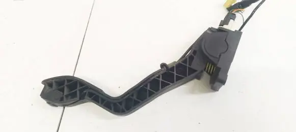 Citroen C4 I Accelerator throttle pedal F00C3E2429