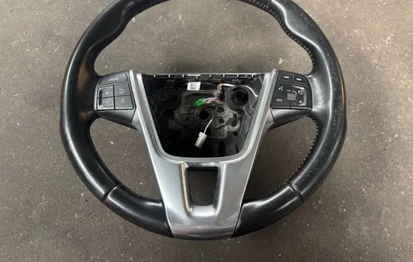Volvo XC60 Steering wheel 34110269