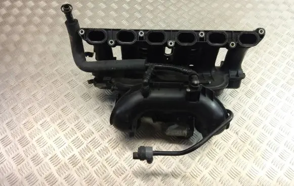 BMW X3 F25 Exhaust manifold 7581136