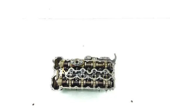BMW 5 F10 F11 Engine head 7573940