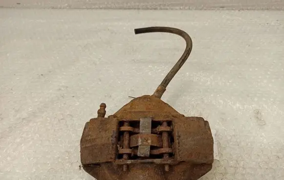 Mercedes-Benz E W123 Rear brake caliper