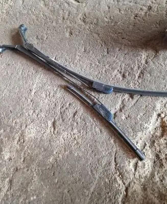 Mitsubishi Space Star Front wiper blade arm
