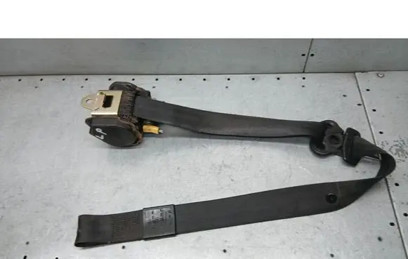 Audi A3 S3 8L Front seatbelt 560344100