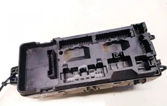 Mitsubishi Carisma Fuse box set mr318828