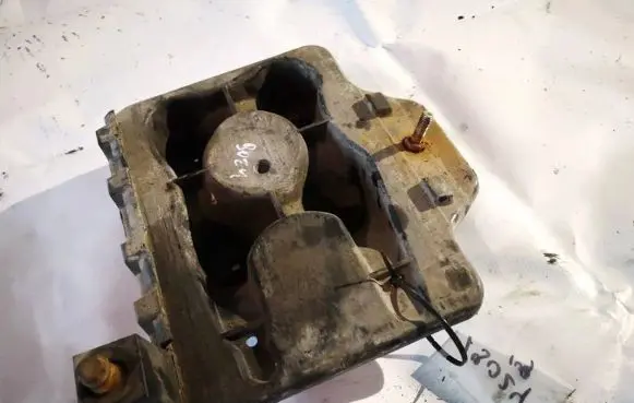 Volkswagen Golf IV Battery box tray 1j0804373