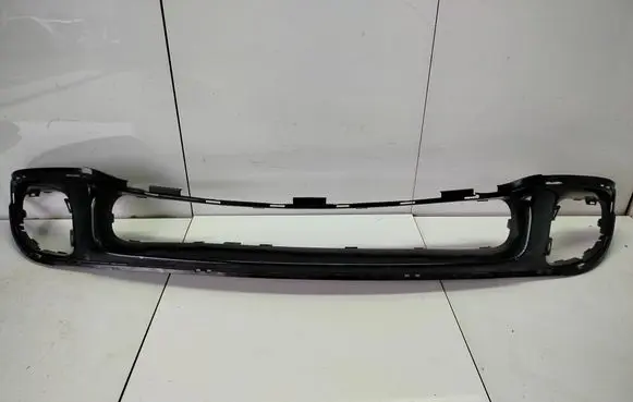 Jeep Grand Cherokee Front bumper lower grill 61827