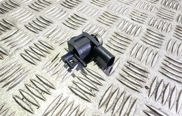 Skoda Roomster (5J) Turbo solenoid valve 1K0906283A