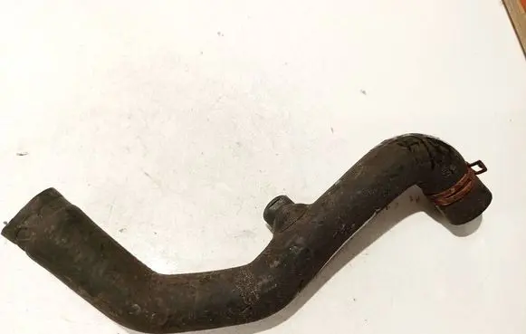 Ford Mondeo MK II Engine coolant pipe/hose 93bb8260ag