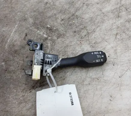 Toyota Corolla Verso AR10 Cruise control switch 18A174