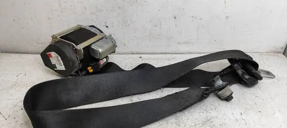 Mitsubishi Colt Front seatbelt 606844000 A4548600305