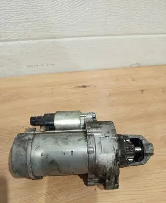 BMW 7 F01 F02 F03 F04 Starter motor 7612815 4280000530