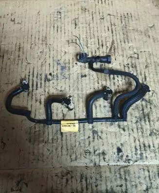 Renault Megane III Fuel return line/hose 166714557R N002890