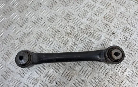Rear control arm