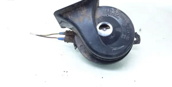 Volkswagen PASSAT B4 Horn signal 191951221