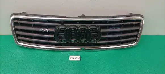 Audi A4 S4 B6 8E 8H Front bumper upper radiator grill 8H0853653