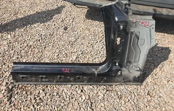 BMW 2 F22 F23 (B) Pillar trim (exterior) 