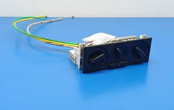 Volkswagen Golf IV Climate control unit 1J0819045F