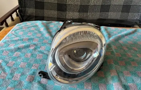 Fiat 500 Headlight/headlamp 81539001