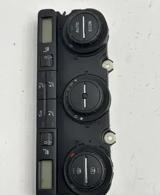 Skoda Octavia Mk2 (1Z) Climate control unit 74241060
