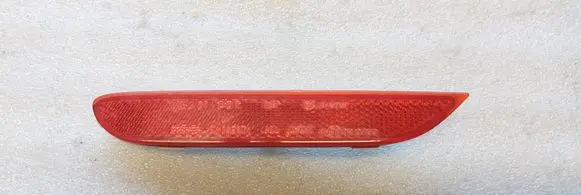 Nissan X-Trail T32 Rear tail light reflector 25023005
