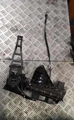 Ford Focus Front door lock 240015103