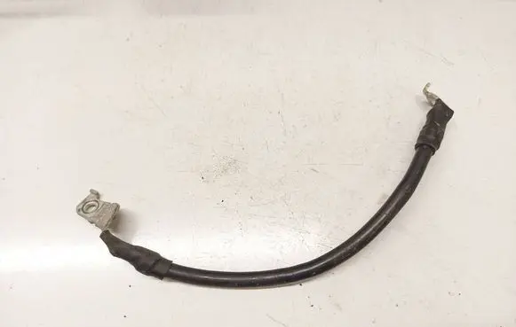 Hyundai Kona I Positive cable (battery) 