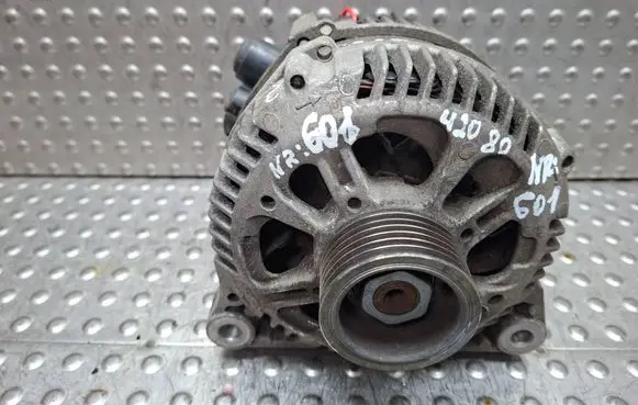 Citroen C3 Generator/alternator S26337601 9635342080
