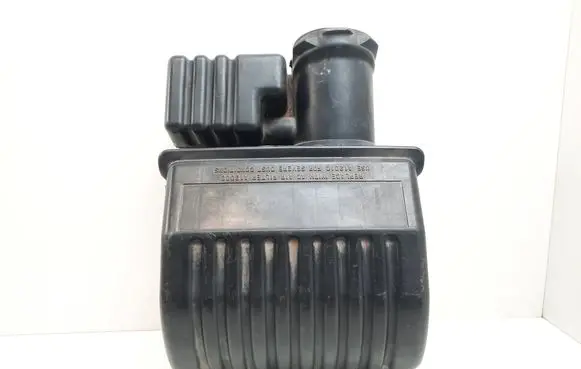 Chevrolet Tahoe Air filter box 25170065