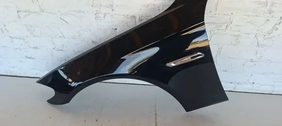BMW 5 F10 F11 Fender 668