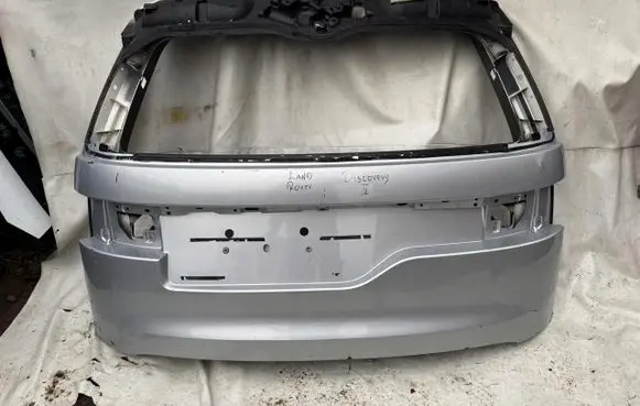 Land Rover Discovery 5 Tailgate/trunk/boot lid 16658968