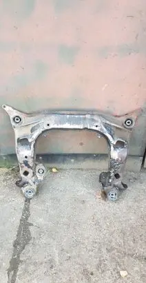 Volkswagen PASSAT B5 Front subframe