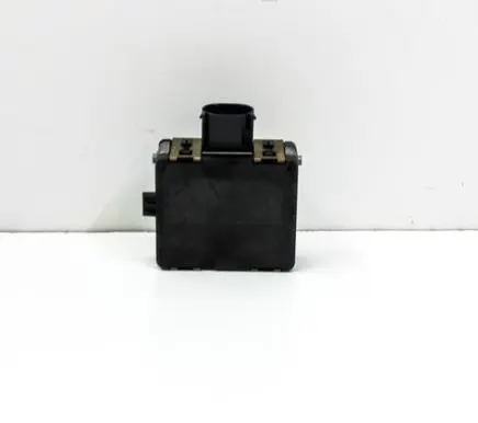 Audi A4 S4 B9 8W Blind spot module 4M0907590E