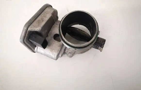 BMW 1 E81 E87 Throttle valve 780437301