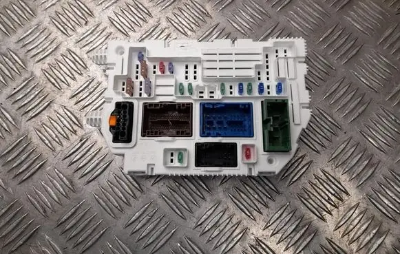 Peugeot 408 P54 Fuse box set 9846631480