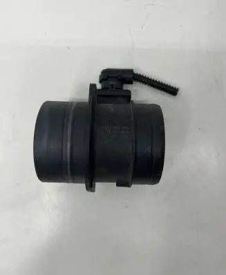 Volkswagen PASSAT B7 Mass air flow meter 03L906461A 0281002956 354051787
