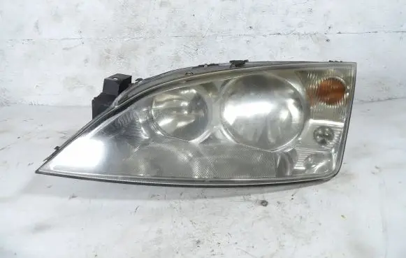 Ford Mondeo Mk III Headlight/headlamp 1S71-13006-AG