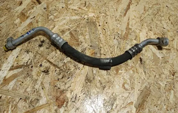 Mercedes-Benz CLS C218 X218 Air conditioning (A/C) pipe/hose A2128302416