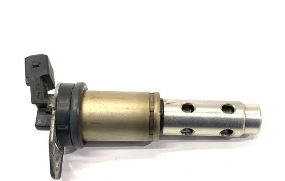 BMW X6 E71 Valve 7585425