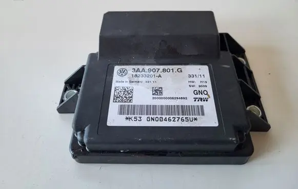 Volkswagen PASSAT B7 Hand brake control module 
