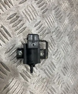 Opel Astra J Turbo solenoid valve 70246100