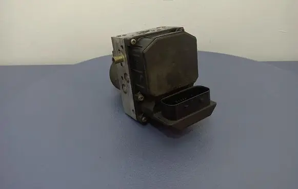 Audi A4 S4 B6 8E 8H ABS Pump 8E0614517