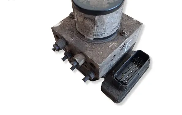 Opel Insignia A ABS Pump 13313805