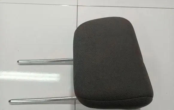 Ford Focus Front seat headrest 
