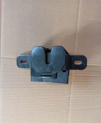 Volvo S60 Engine bonnet/hood lock/catch 31425975