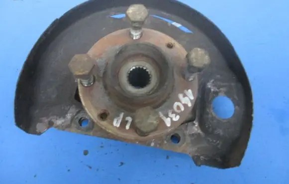 Fiat Uno Front wheel hub spindle knuckle