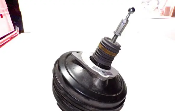 Audi A6 S6 C5 4B Brake booster 8E0612105R