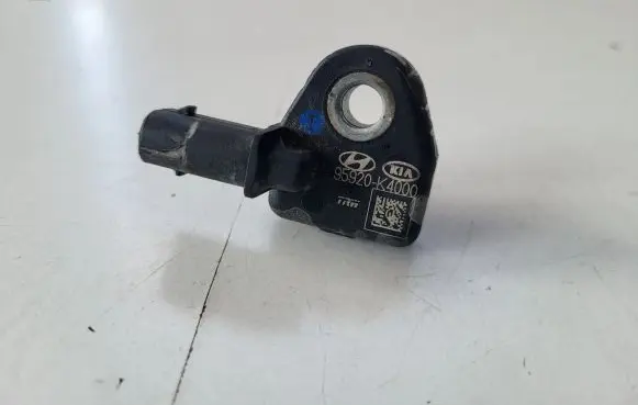 Hyundai Kona I Airbag deployment crash/impact sensor 95920K4100